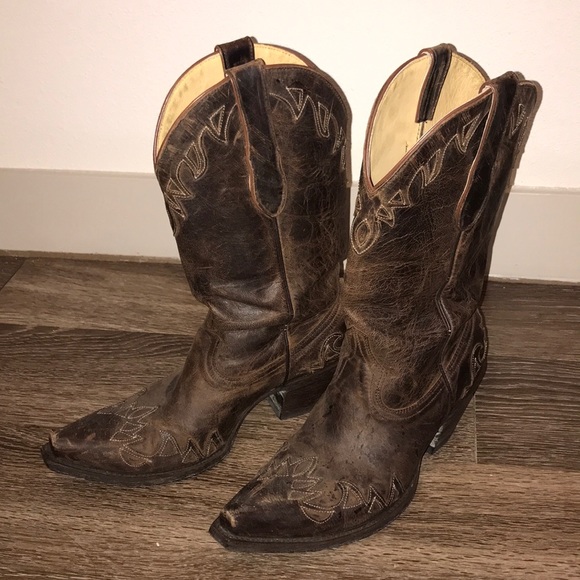 Cavender’s Gorgeous Distressed Brown Cowboy Boots - Picture 1 of 5